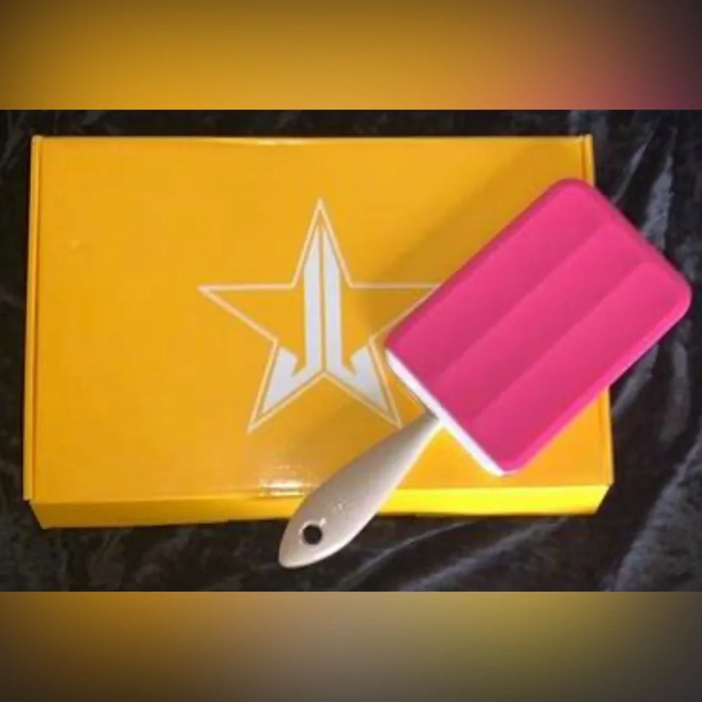 JEFFREE STAR Pink Popsicle Hand Mirror - Picture 1 of 5